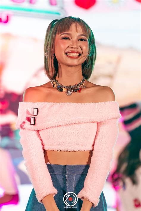 BINI GWEN APULI Filipina Women Tiktok Style Pretty Brunette