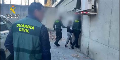 La Guardia Civil Investiga A Un Padre Y A Su Hijo Por Tres Robos Con Fuerza