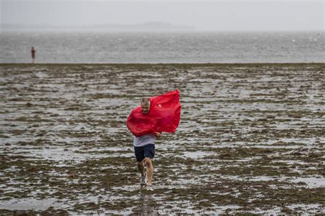 Pictures of Hurricane Ian Aftermath Show Damage and Flooding in Florida - Newsweek