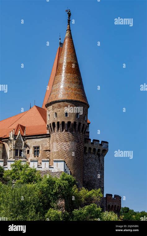 Hunedoara Schloss Fotos Und Bildmaterial In Hoher Aufl Sung Alamy