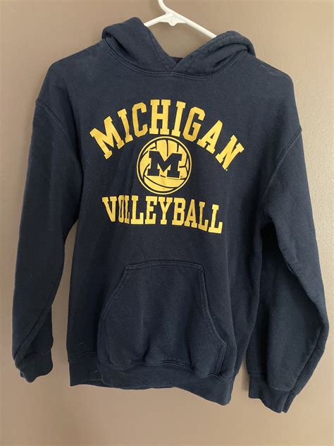 Michigan Wolverines Volleyball Hoodie | SidelineSwap