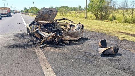 Se Incendi Y Explot El Tubo De Gas De Un Autom Vil En Ruta