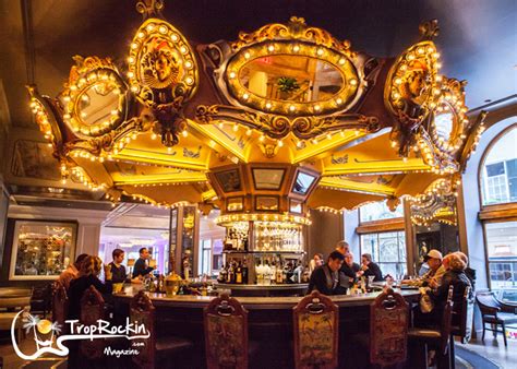 Cocktail History at New Orleans Revolving Carousel Bar | Trop Rockin