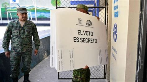 Elecciones en Ecuador qué es la muerte cruzada que llevó a los