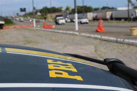 Frei Paulo Se Prf Flagra Na Br Motociclista Inabilitado