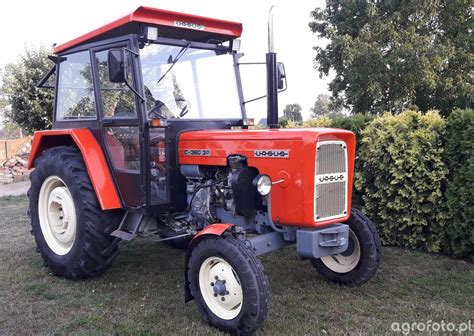 Zdjęcie traktor Ursus C 360 3P 733307 Galeria rolnicza agrofoto