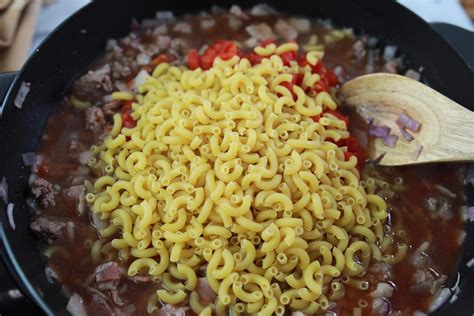 Bacon Cheeseburger Casserole (Delicious AND Low Calorie!)