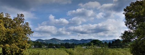 Saint R My De Provence A V Lo Les Alpilles Par Le Val D Enfer