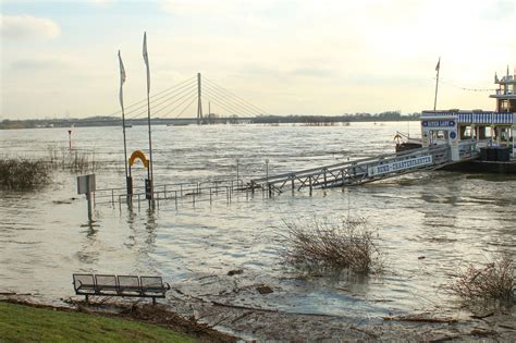 Rhein Hochwasser Wesel Kostenloses Foto Auf Pixabay Pixabay