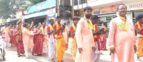 Shrimad Bhagwat Katha Started With Kalash Yatra Explained Its