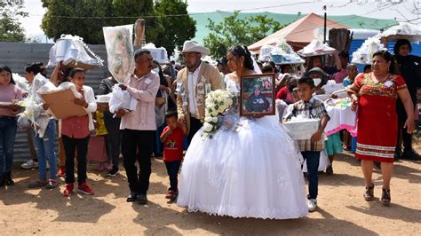 Boda En El Valle De Oaxaca Oaxaca Tradiciones Youtube