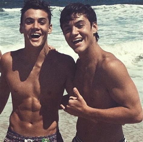 Pin By Alyssa On Dolan Twins Dolan Twins Imagines Dolan Twins