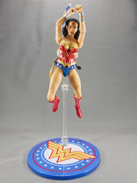 A Review Of Mezco S One Collective Figure Of The Wonder Woman