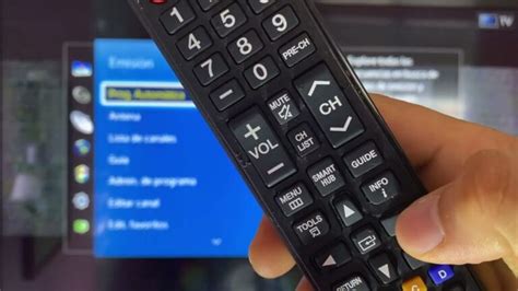 Cómo programar los canales de un televisor Samsung Smart tech10