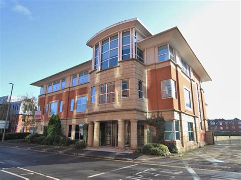 Office To Let In Axon Building 4 12 Church Road Egham Tw20 Zoopla