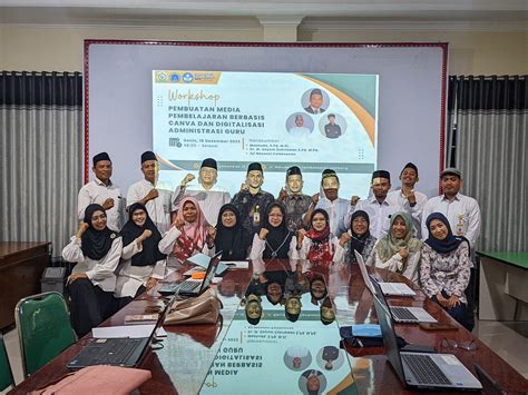 FIP UNWAHA Bersama MABU Jombang Mengadakan Workshop Pembuatan Media