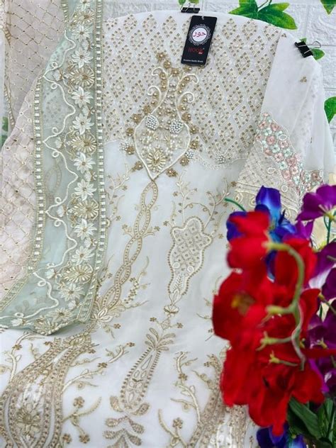 Embroidered White Georgette Suits Semi Stitched At Rs 1500 In New Delhi