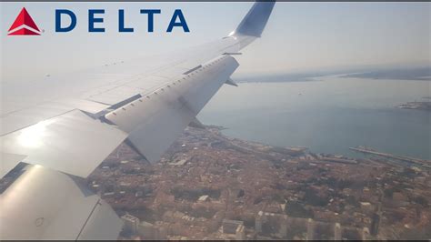 Delta Airlines Boeing 767 300ER Landing At Lisbon Humberto Delgado