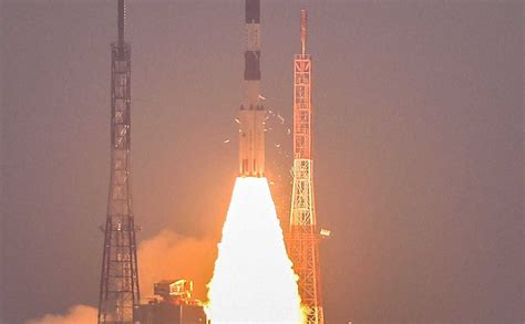 Isro Successfully Launches Cartosat 3 13 Us Nano Satellites Brahmand