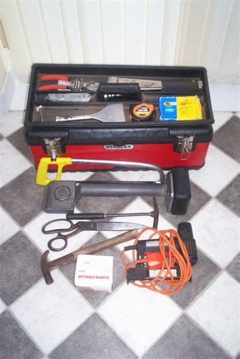 FULL SET OF PROFESSIONAL CARPET FITTER'S TOOLS | in West Calder, West Lothian | Gumtree