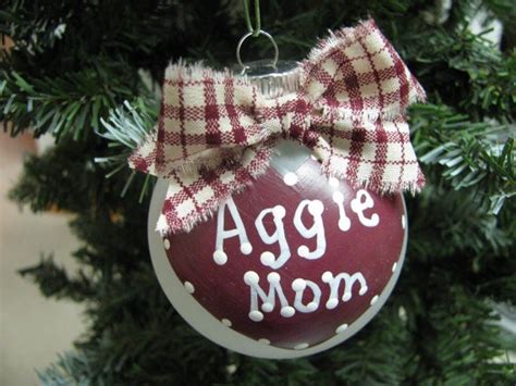 Northwest Harris County Aggie Moms Club Hosts Aggie Ornament Exchange