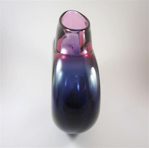 22cm Australian Art Glass Blue And Cranberry Vase Maureen Williams In Stock