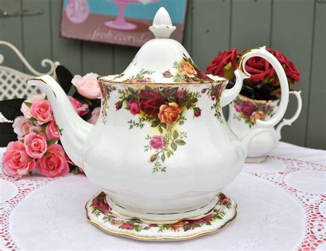 Vintage Royal Albert Teapot And Stand Old Country Roses Flickr