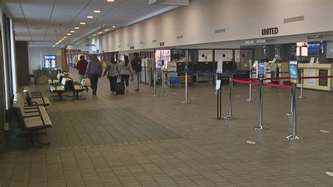 Quad Cities Airport Installs Over Solar Panels Wqad