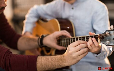 Cómo construir tu propia guitarra paso a paso Feria Musica