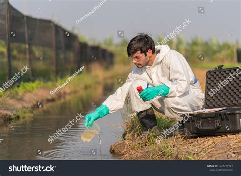 1,101 Groundwater Contamination Images, Stock Photos & Vectors ...