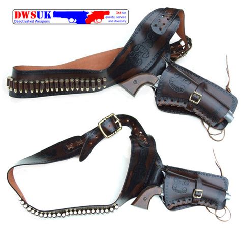 Replica Colt .45 Peacemaker Revolver & Holster - DWSUK