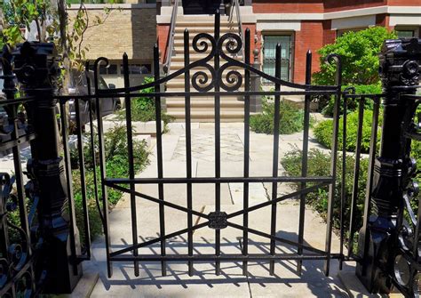 Antique Iron Fences in Chicago – Forgotten Galicia