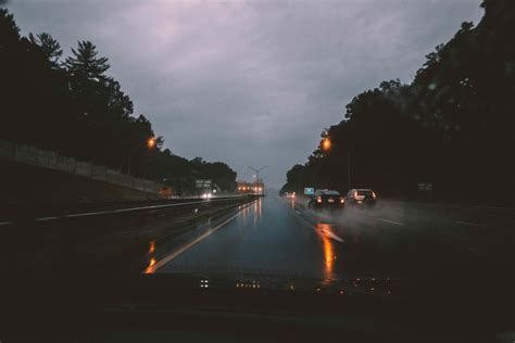 Hydroplaning: What It Is and How to Avoid It