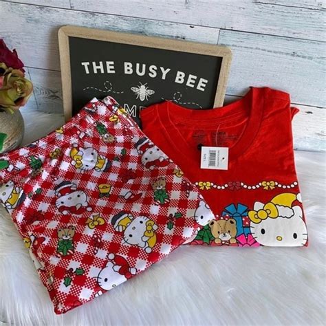 Hello Kitty Intimates And Sleepwear Hello Kitty Happy Holidays Pajama Set Small Poshmark