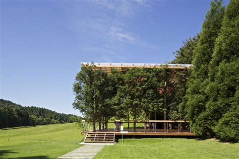 White Arbor and Open Air Theater / APL design workshop | ArchDaily