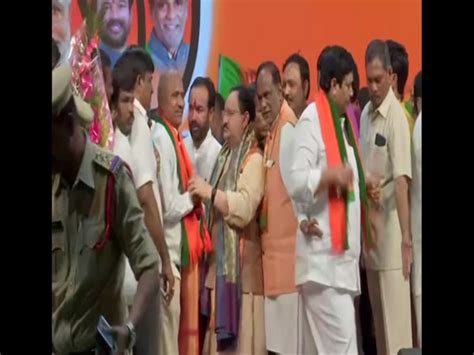 Telangana Around 60 Prominent Tdp Leaders Join Bjp