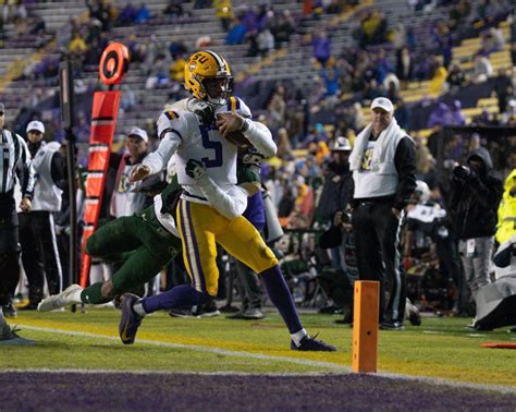 PHOTOS: LSU beats UAB 41-10 in rainy Senior Night contest | LSU Wire