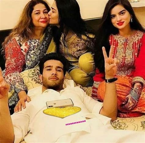 Feroze Khan Wife Alizeh Fatima Share Son Picture After Her Separation News