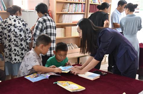 枣庄市图书馆到北庄镇开展“乡村阅读行”主题活动