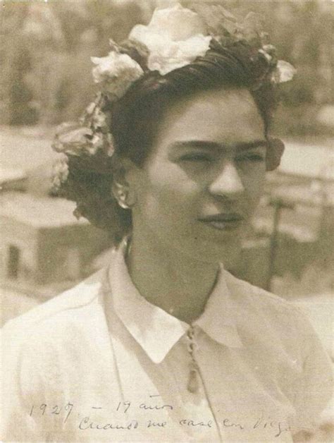 Rare Photos Of Frida Kahlo As A Young Woman In The 1920s Frida Kahlo