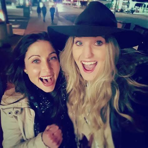 Mary Padian Sexy And Hot Bikini Pictures Livinlavidalowcarb