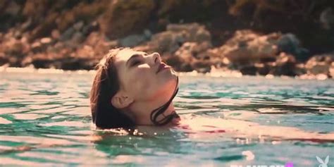 Brunette Milf Model Solo Dancing And Striptease Outdoor Video Tnaflix