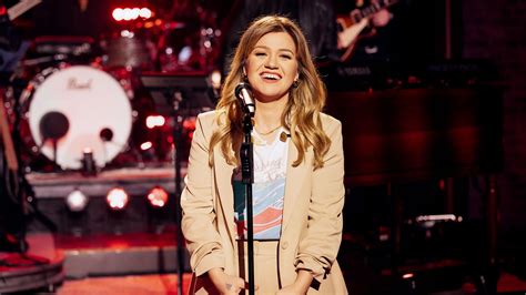 Whether Kelly Clarkson Lost Weight On Ozempic Is None Of Your Business