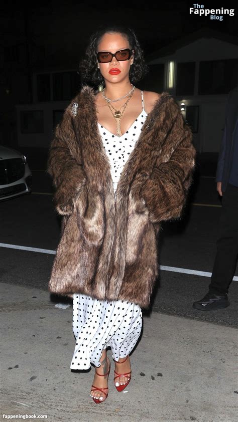 Rihanna Badgalriri Nude The Fappening Photo Fappeningbook