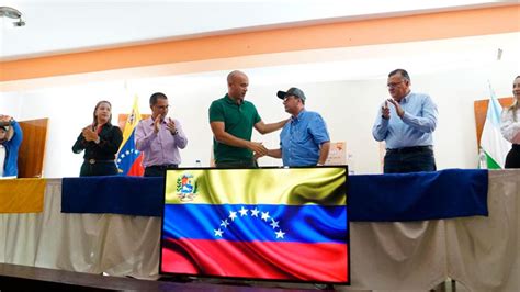 Gobierno Venezolano Y Oposición Unen Fuerzas En Barinas Para Trabajar