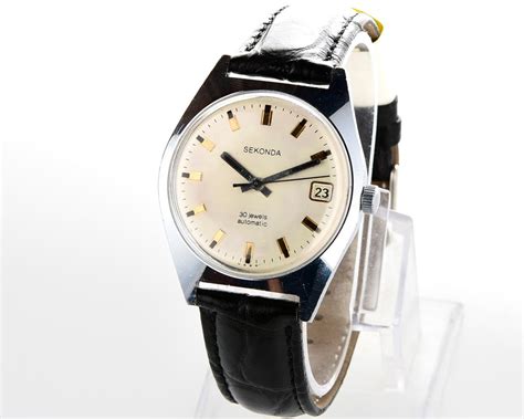 Vintage Sekonda soviet mechanical watch with automatic self-winding 30 ...