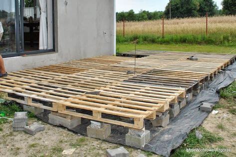 Pallet Patio Decks Diy Deck Backyard Patio Designs Diy Patio