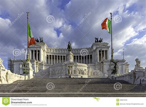 Monumento De La Plaza A Victor Emanuel II Roma Foto De Archivo