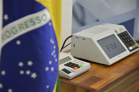 Voto Em Tr Nsito Habilita O Onde Poss Vel Votar E Mais