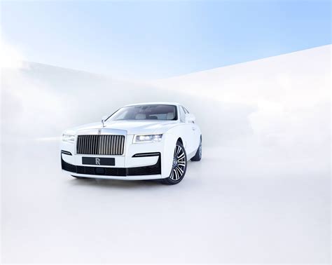 Rolls Royce 8K Wallpaper